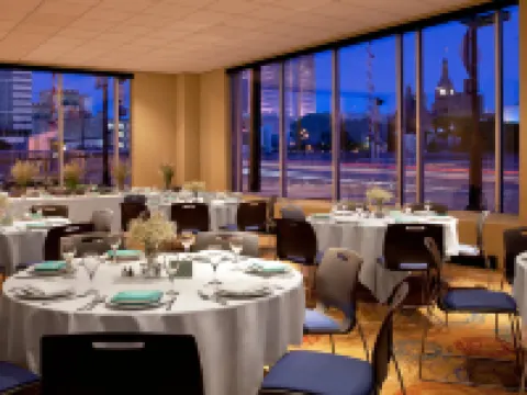 อลอฟท์ มิลวอกี ดาวน์ทาวน์ โรงแรมในมิลวอกี