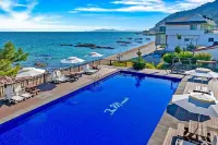 Uljin Sea and Moment Pension