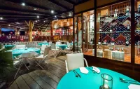Jamahkiri Dive Resort & Spa - bar