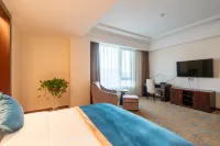 Zhongyuan Sunny International Hotel Hotel di Weihui