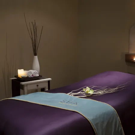 InterContinental Hotels TORONTO CENTRE by IHG