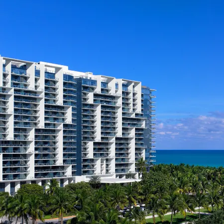 W South Beach