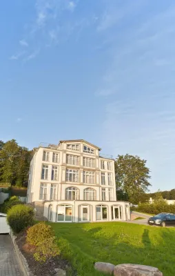 Hotel Seeschloss Sellin Hotels in Baabe