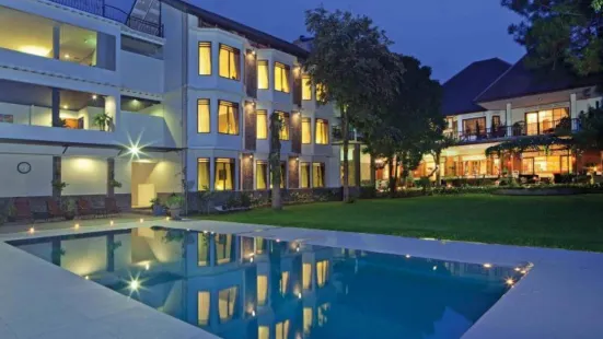 Sandalwood Boutique Hotel