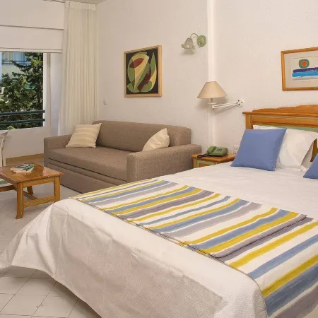 Ourabay Hotel Apartamento - Art & Holidays