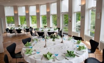 Vejlsøhus Hotel and Conference Center