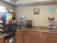 Townhouse Inn and Suites - petit déjeuner