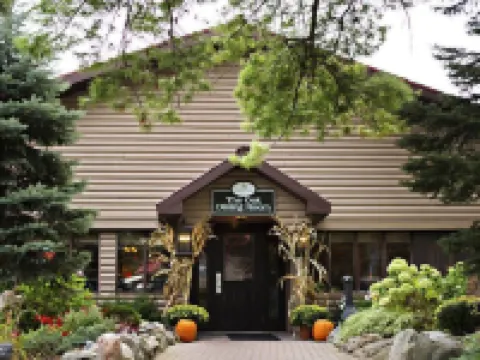 Oakwood Resort Hotels in Huron County