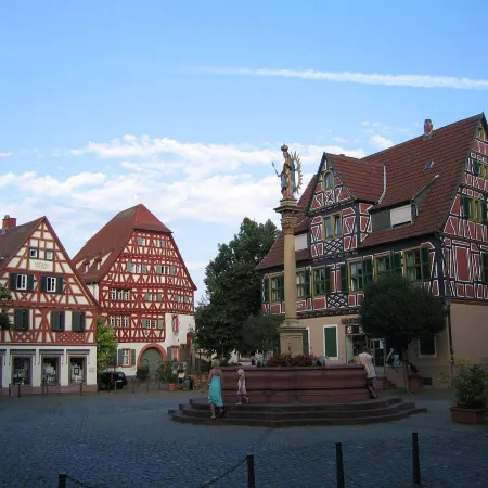 NEU HEIDELBERG - Guesthouse & Apartments
