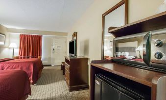 Quality Inn - White House