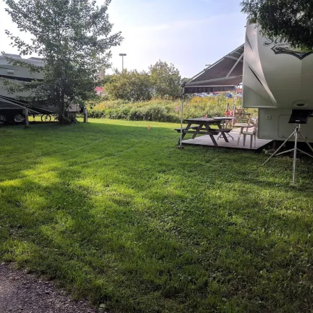 Franklin Motel, Tent & Trailer Park