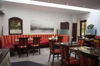 多布哈納霍夫飯店 海利根達姆住宿飯店