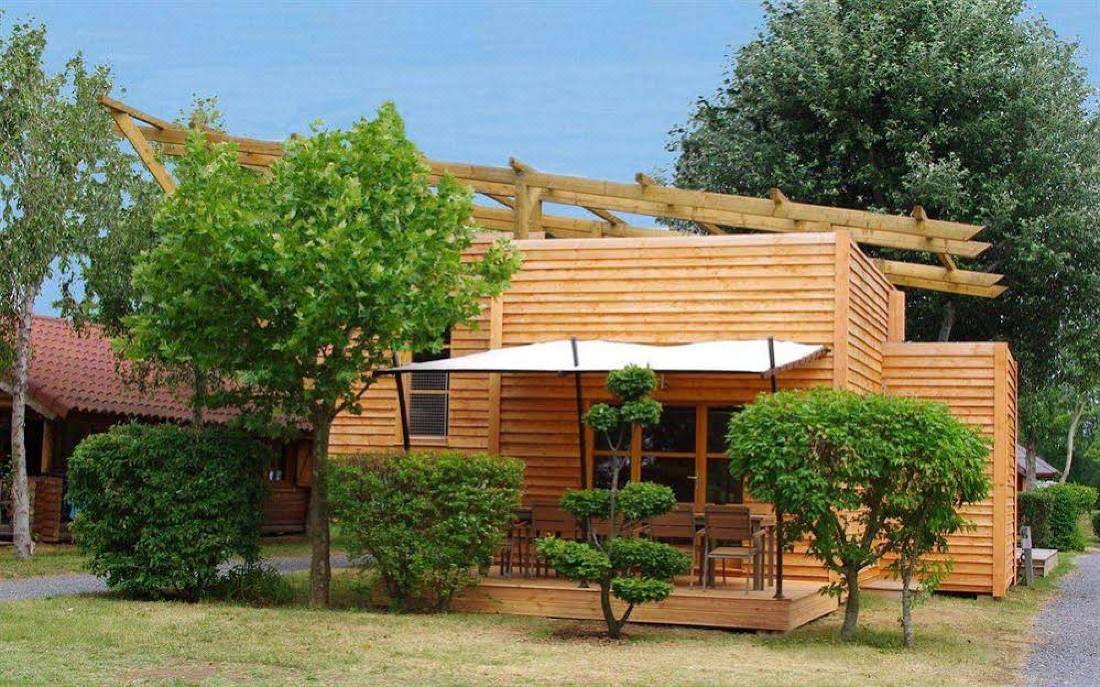 Camping les Portes du Beaujolais-Anse Updated 2022 Room Price-Reviews &  Deals | Trip.com