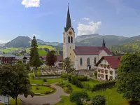 Haller's Posthotel Hotels near Soellereckbahn