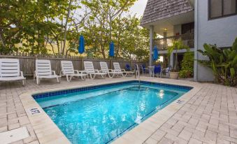 Sabal Palms Inn