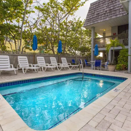 Sabal Palms Inn