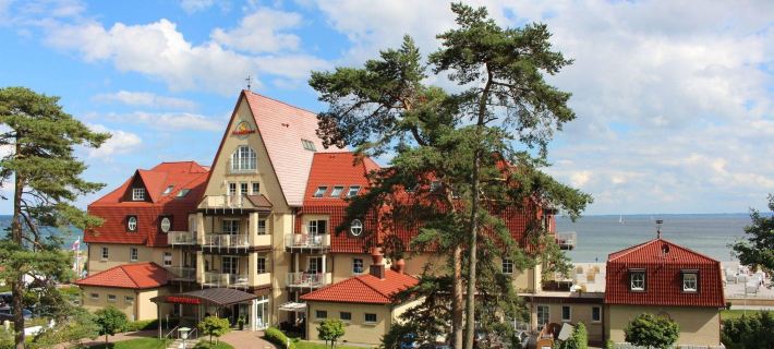 Strandhotel Grömitz Отели в г. Восточный Гольштейн