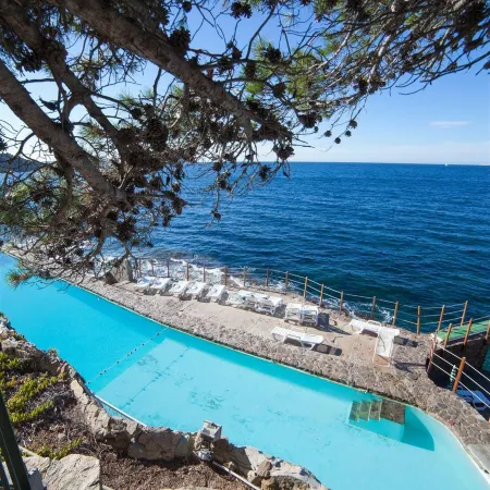 Hôtel le Provençal renové en 2025 - Bord de Mer