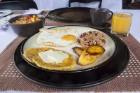Altura Hotel - breakfast