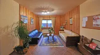 Family Apartments le Chalet Hotels in Champoluc