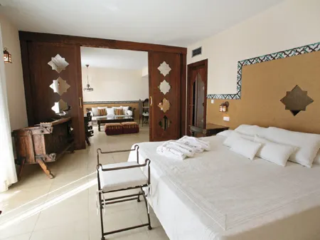 Apartamentos turísticos Jardines del Plaza Отели рядом с достопримечательностью «Plage Nord»