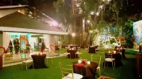 The Selah Garden Hotel - Barer