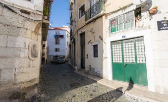 Alfama Cozy Two-Bedroom Apartment w/ River View - by LU Holidays