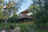 Yala Safari Camping Hotel dekat Tissamaharama Raja Maha Vihara