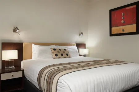 The Charles Boutique Hotel & Dining Отели в г. Уогга-Уогга