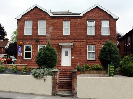 Victoria Lodge Guest House Отели в г. Беркомб Витхаут