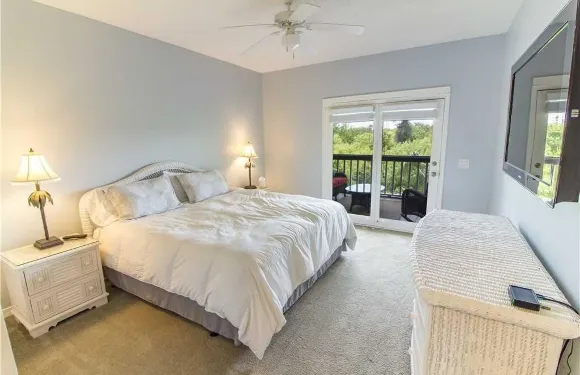 龐特韋德大道 628 號 A9 - 三居公寓式客房酒店