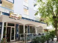 Hotel Taormina فنادق في Province of Rimini