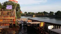 Jidapa Resort فنادق في بانغ ساي