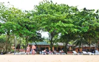 Sea Star Resort - Resorts