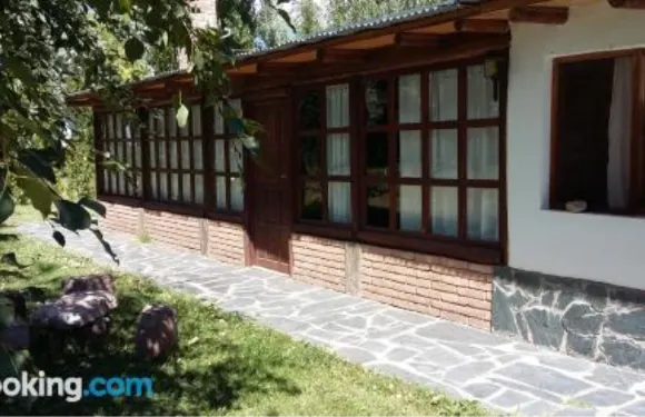 伊斯坦齊亞洛斯莫洛斯度假屋