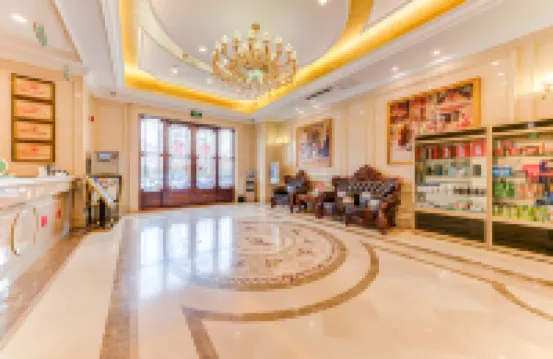 Vienna Hotel (Cangzhou XinhuaquYanBaiMall  Qian Tong Park Branch) - 3-Star