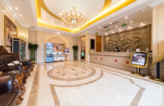 Vienna Hotel (Cangzhou XinhuaquYanBaiMall  Qian Tong Park Branch) - 3-Star