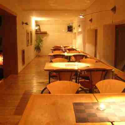 Hotel Gold Dining/Meeting Rooms