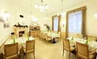 Hotel Historia & Historante - Morgenmad