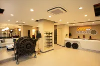 823Tourist Hotel