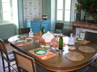 Château des Lutz Hôtels à : Château-Gontier-sur-Mayenne
