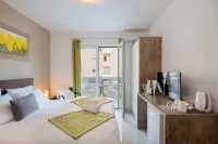 Le Marc Guesthouse