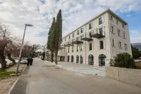 Hotel Štacija Отели в г. 