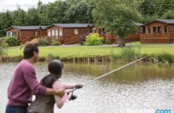比肯斯菲爾德公園酒店