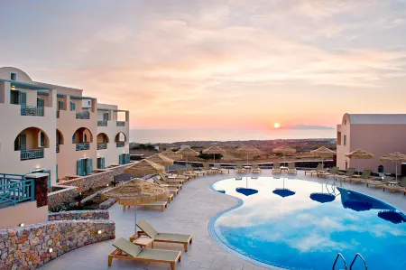 Astro Palace Hotel & Suites