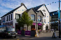 The Courtyard Apartments Hotels in Carrick-on-Shannon