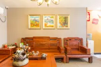 尚居悅享飯店（平邑火車站板橋路店）