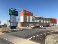 Holiday Inn Express & Suites Toronto Airport West Hôtels à : Mississauga