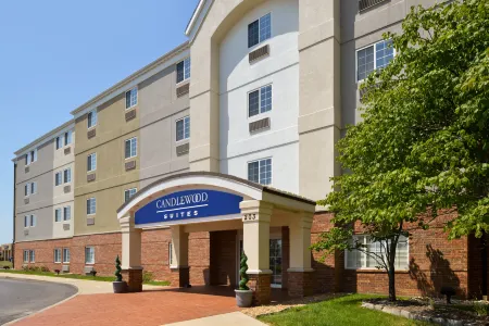 Candlewood Suites Bloomington-Normal