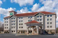 La Quinta Inn & Suites by Wyndham Atlanta Douglasville Hotels in Douglas County